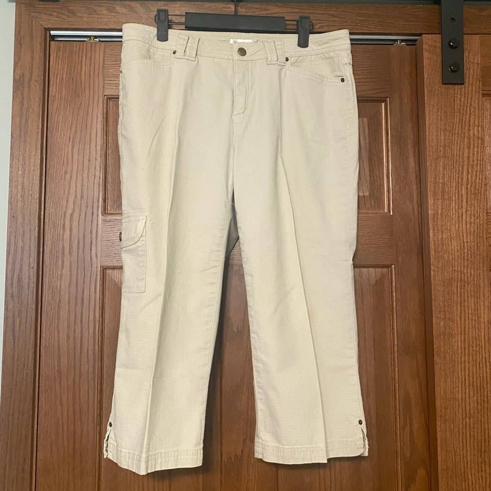 Christopher & Banks Capris